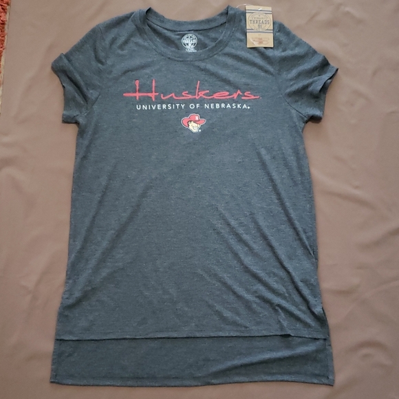 Knights Apparel Huskers Long Tee Woman Size S 4-6 - Picture 1 of 6